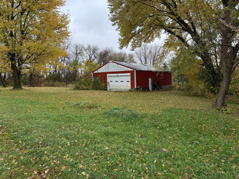 607 E Main St, Dodge Center, MN 55927