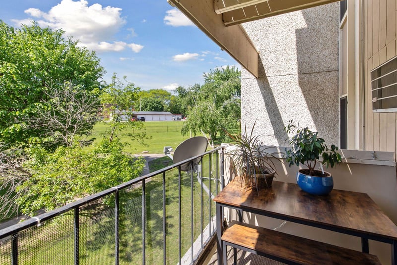 4130 Rahn Rd #209, Eagan, MN 55122
