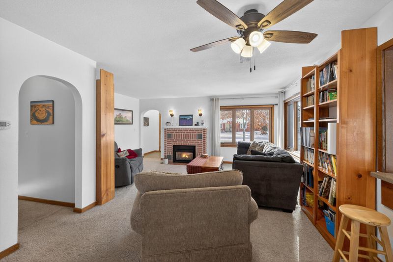 1901 6th Ave NE, Austin, MN 55912