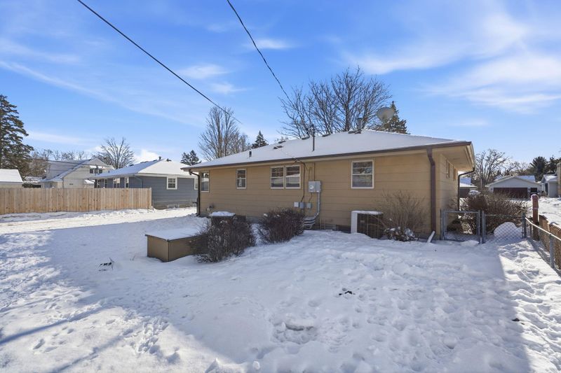 6530 45th Pl N, Crystal, MN 55428