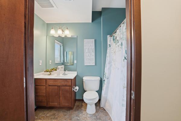 5445 Boone Ave N #317, New Hope, MN 55428
