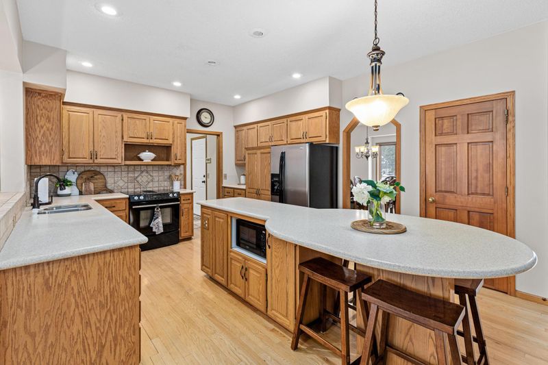 3970 Evergreen Pl, Shoreview, MN 55126