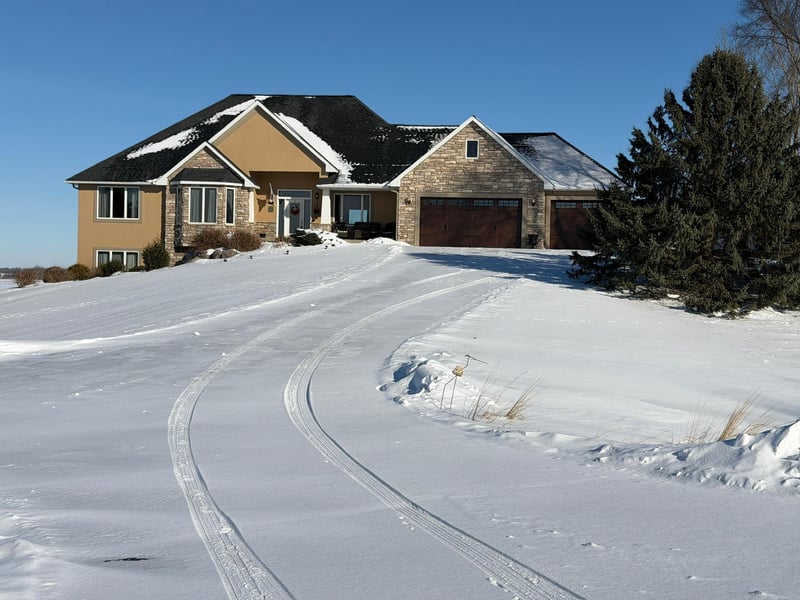 20837 Bentley Ct, Farmington, MN 55024