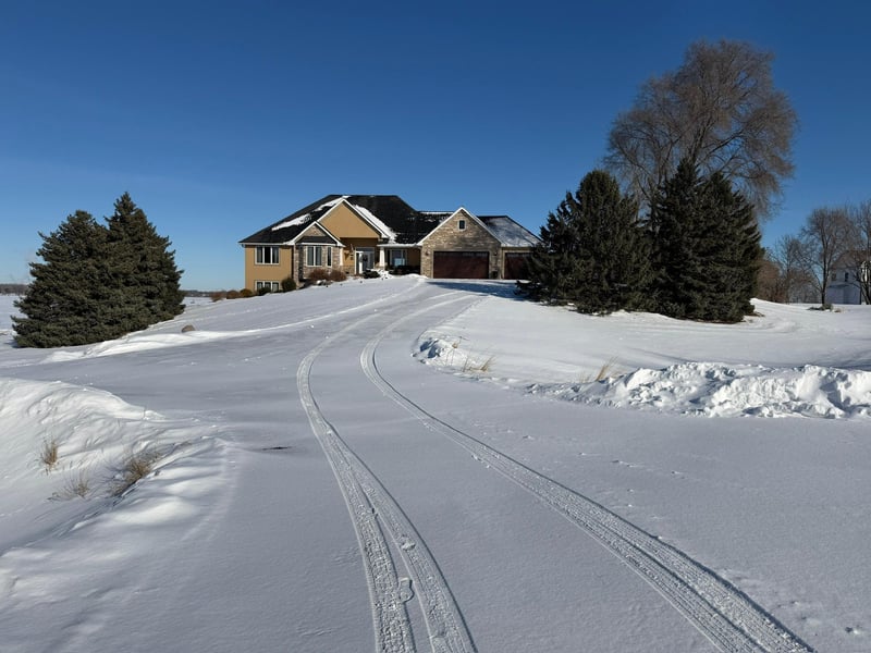 20837 Bentley Ct, Farmington, MN 55024