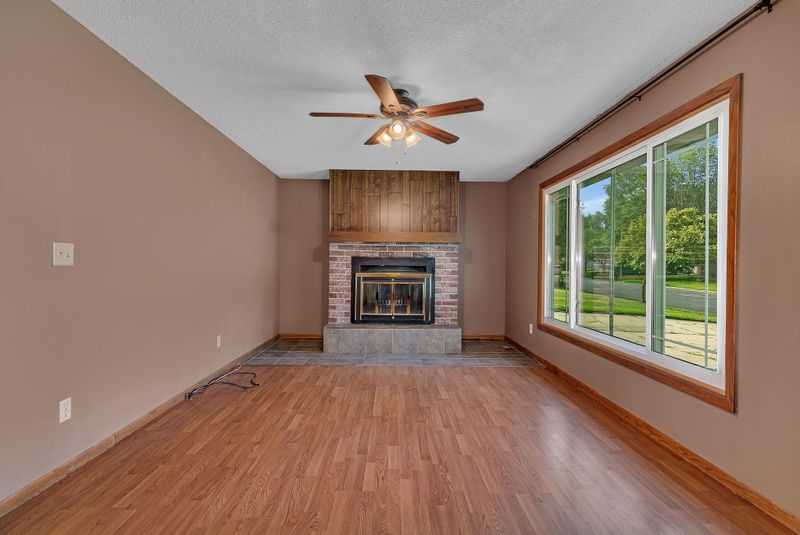 1509 10th St SE, Willmar, MN 56201