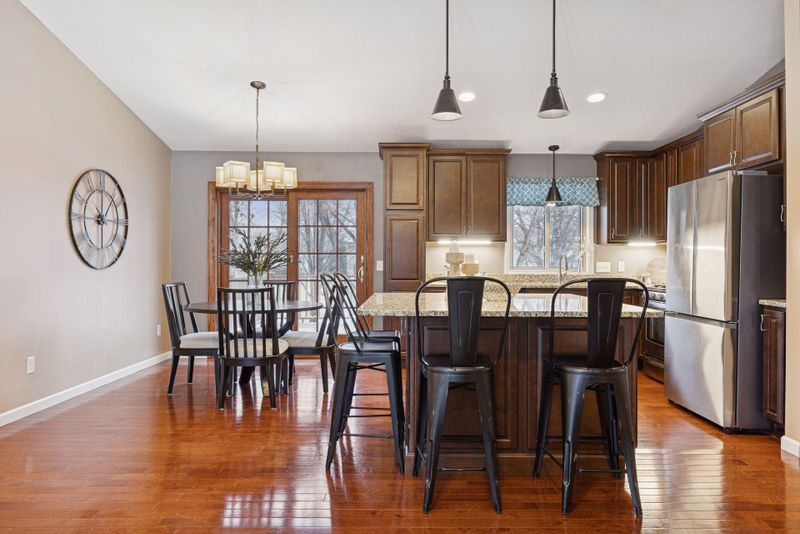 9170 Larch Ln N, Maple Grove, MN 55369