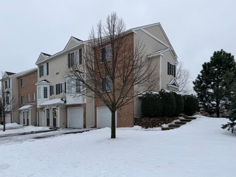 4963 Emmit Dr N #1, Hugo, MN 55038