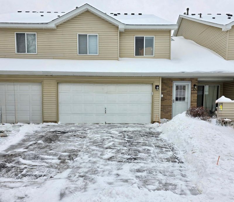 7674 79th St S, Cottage Grove, MN 55016