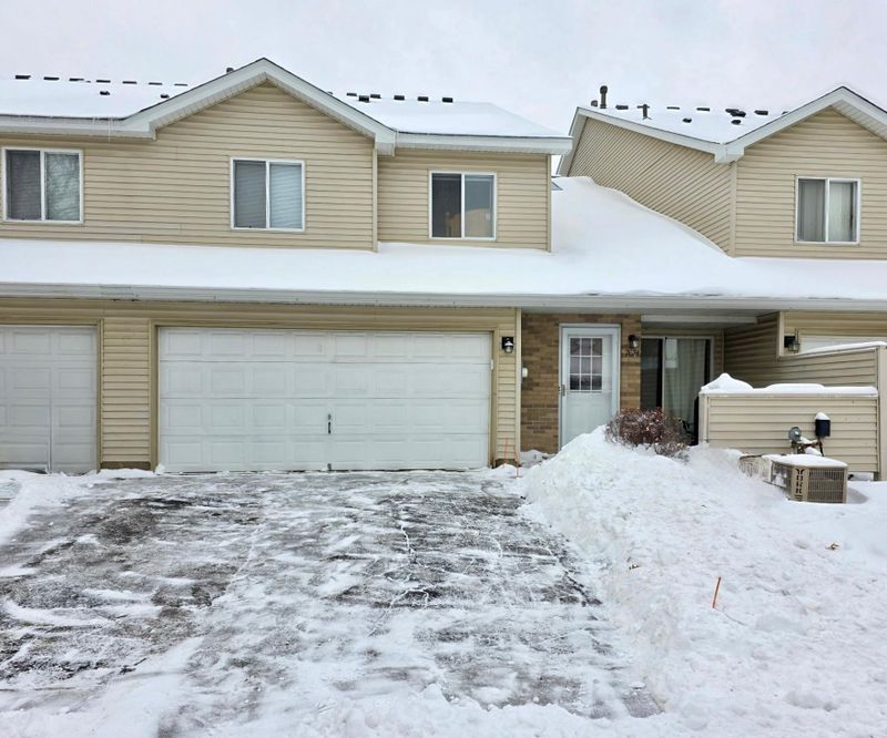 7674 79th St S, Cottage Grove, MN 55016