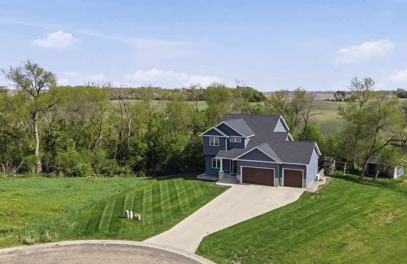 544 Leonard St, Hawley, MN 56549