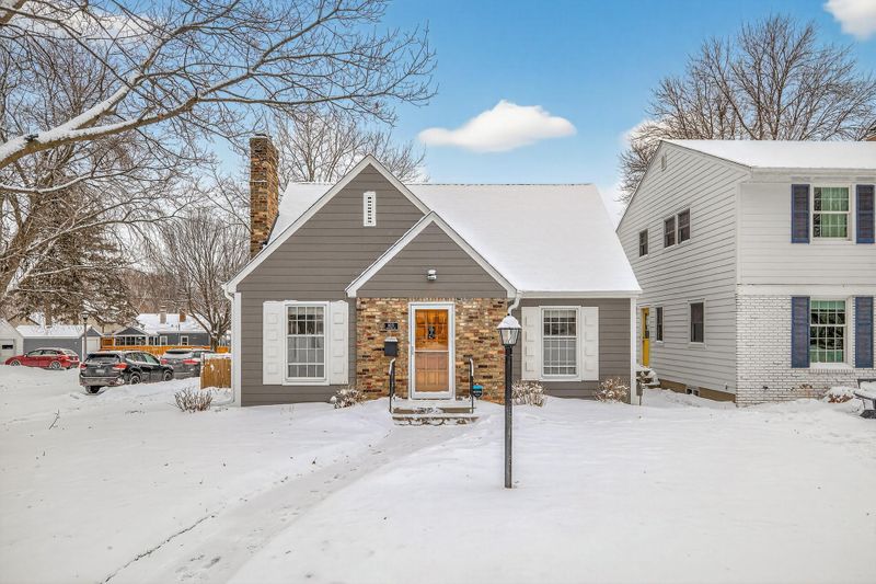 1400 Scheffer Ave, Saint Paul, MN 55116