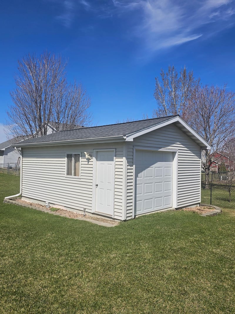 507 14th Ave NW, Kasson, MN 55944