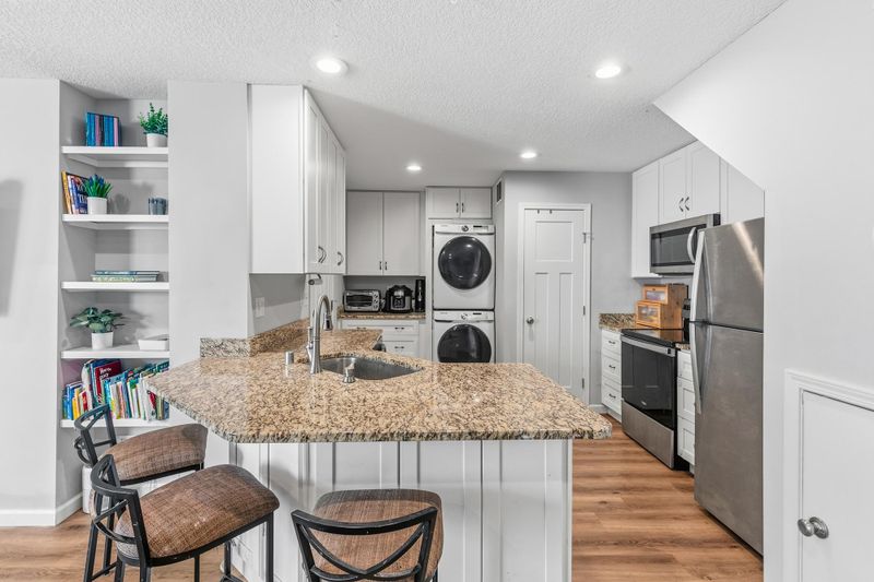 767 Crystal Ave #131, Shoreview, MN 55126
