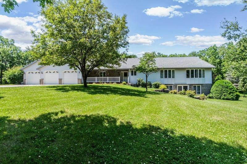 1106 Birch Ave, Alexandria, MN 56308