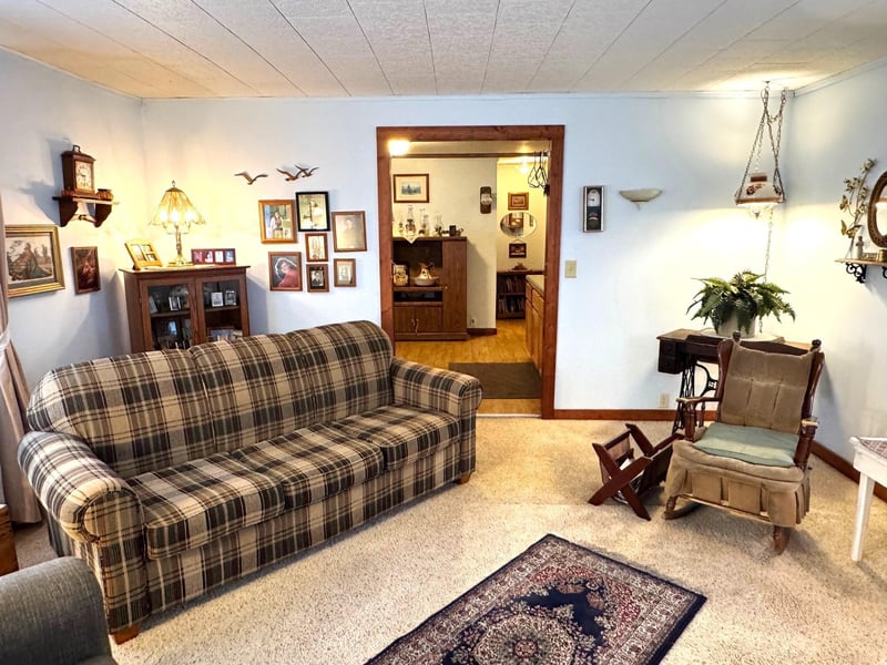 30400 650th Ave, Warroad, MN 56763