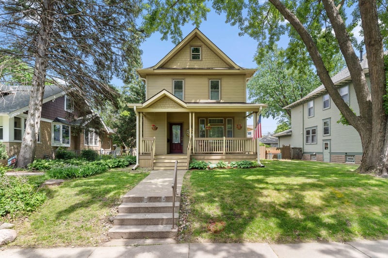 1150 Churchill St, Saint Paul, MN 55103