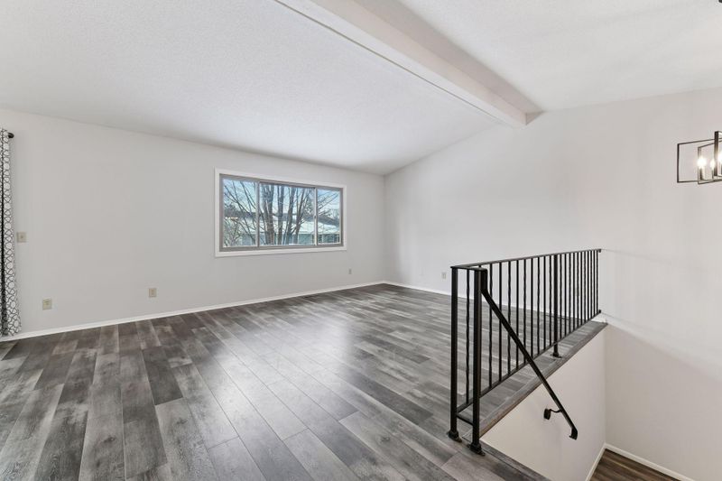 6970 Chaparral Ln, Chanhassen, MN 55317
