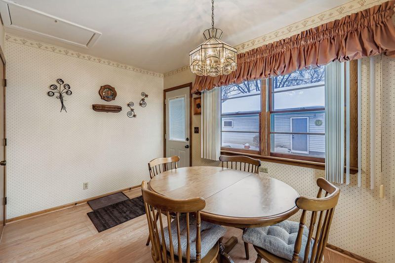 900 7th Ave S, South Saint Paul, MN 55075