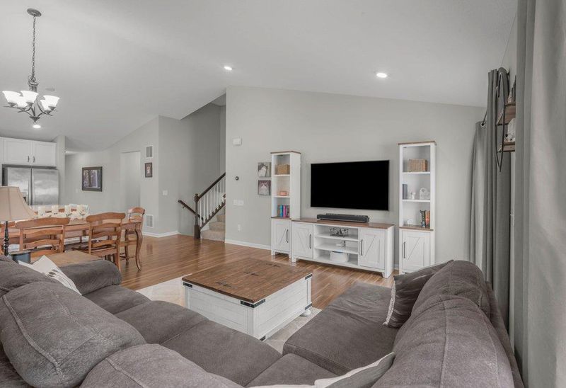 12411 Pineridge Way N, Dayton, MN 55327