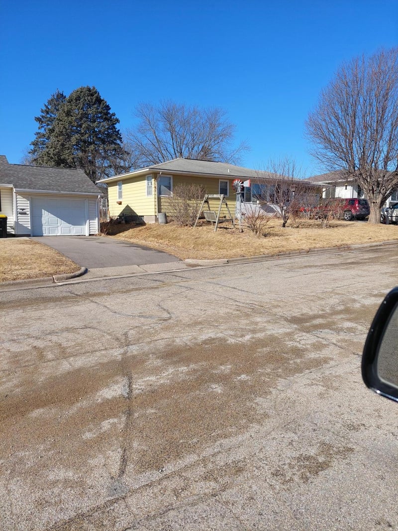 309 N Badger St, Caledonia, MN 55921