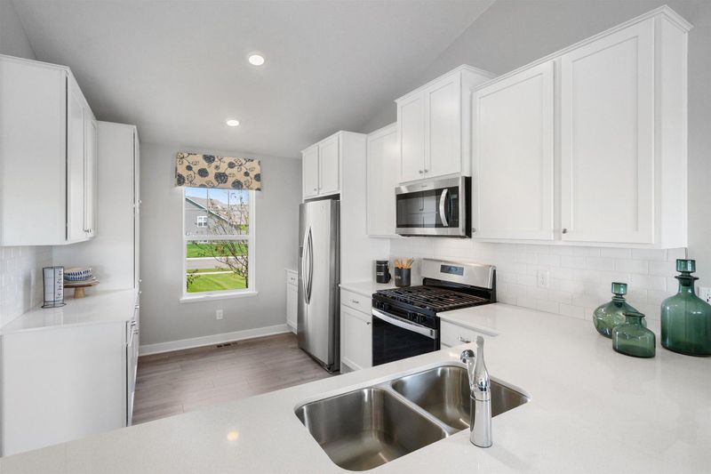 7064 Mackenzie Ct NE, Otsego, MN 55330