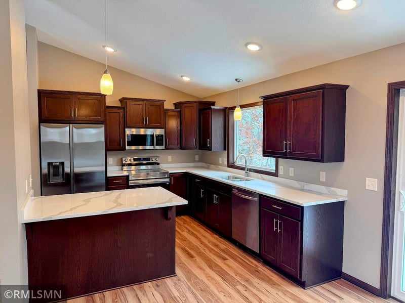 358 29th Ave SE, Saint Cloud, MN 56304