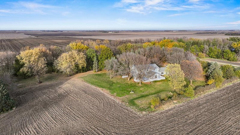 15450 260th St, Milroy, MN 56263