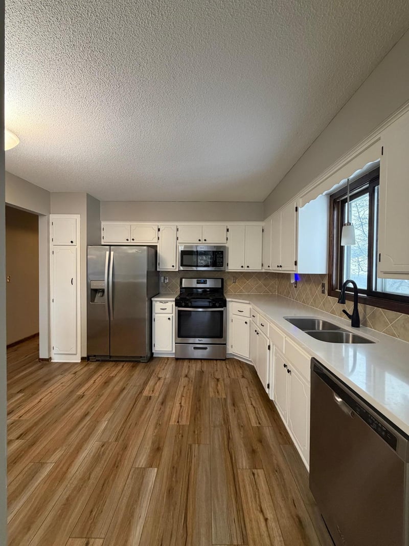 8925 Bass Creek Ct, Brooklyn Park, MN 55428