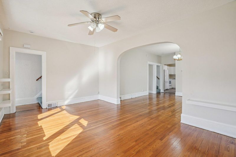 1302 Forest St, Saint Paul, MN 55106