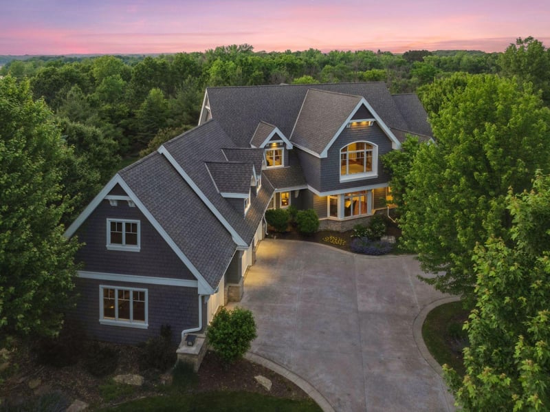 9726 Whistling Valley Rd, Lake Elmo, MN 55042