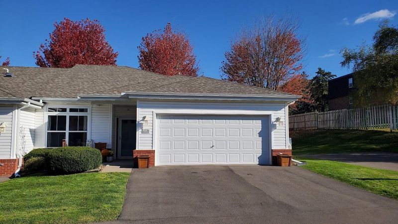 2226 Lower Afton Rd E, Saint Paul, MN 55119