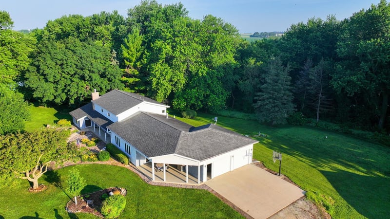 22438 State Highway 30, Hayfield, MN 55940