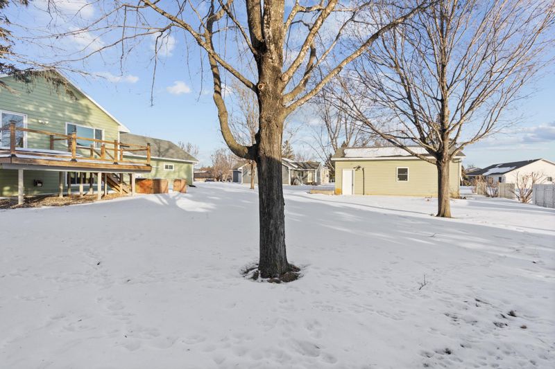 6010 Prairie Rose Dr, Saint Cloud, MN 56303