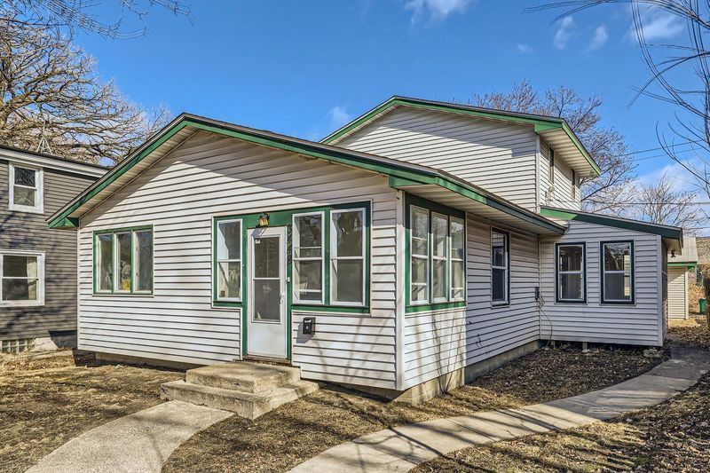 3448 Grimes Ave N, Robbinsdale, MN 55422
