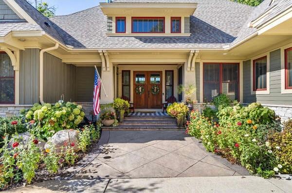 12255 Ethan Ave N, White Bear Lake, MN 55110