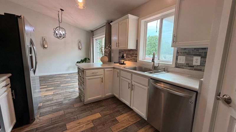 1105 Dana Dr SE, Willmar, MN 56201