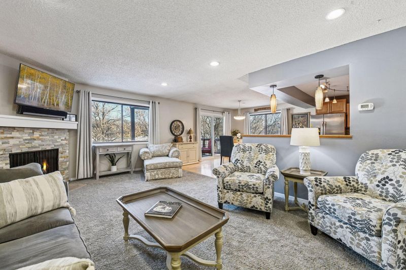 14334 Fairway Dr, Eden Prairie, MN 55344