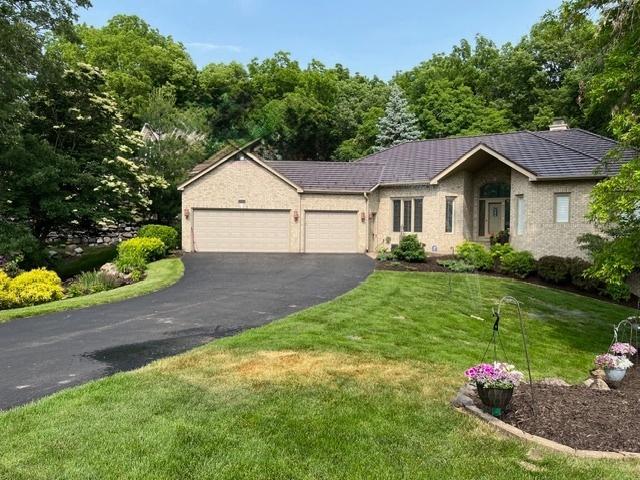 6958 Kenmare Dr, Bloomington, MN 55438