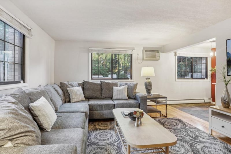 3844 Nicollet Ave #105, Minneapolis, MN 55409