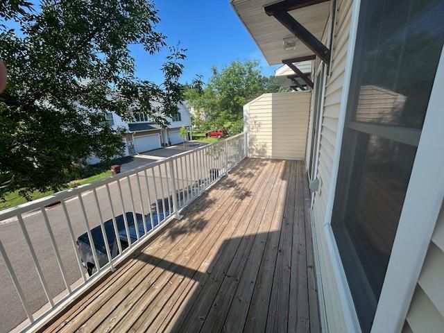 5760 Village Trl, Mound, MN 55364