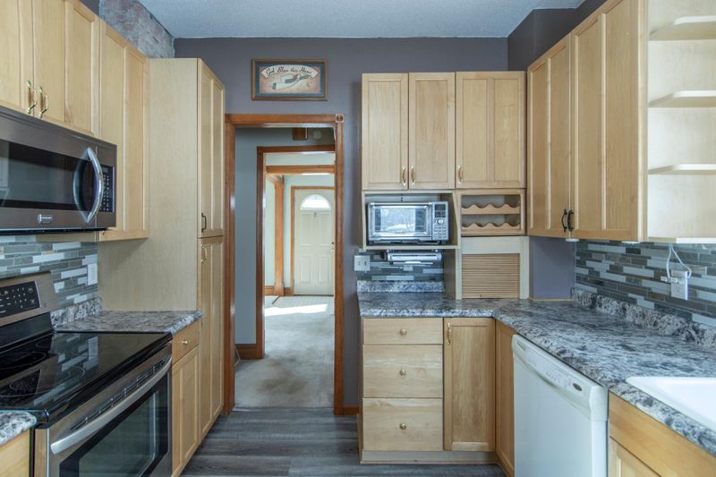 622 1st St SE, Wadena, MN 56482