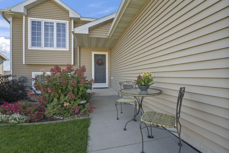 2794 Tomah Pl NW, Rochester, MN 55901