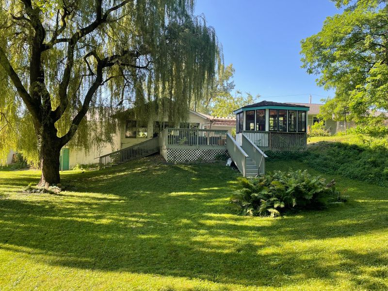 1020 Hawthorn St, Red Wing, MN 55066