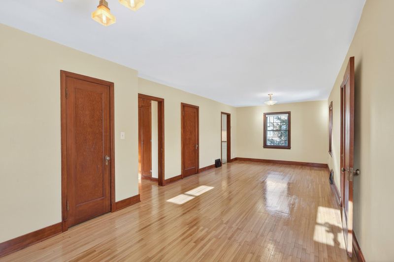 1811 2nd Ave, Anoka, MN 55303