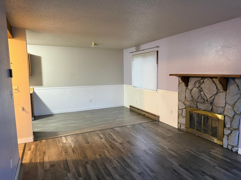 404 NW 1st Ave NW #N, Dilworth, MN 56529