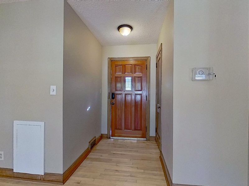 3990 Brunswick Ave S, Saint Louis Park, MN 55416