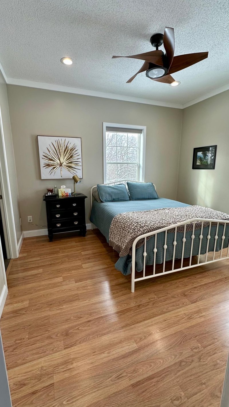 23268 Oakview Heights Dr, Fergus Falls, MN 56537