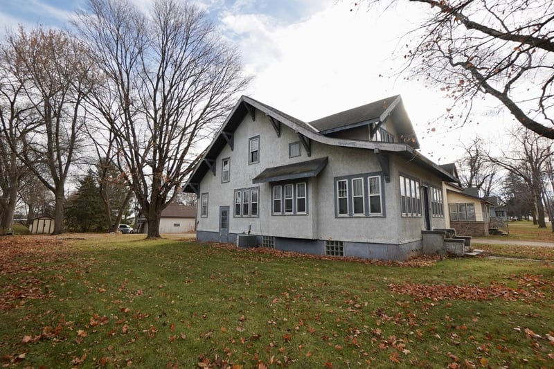 305 Main St S, Atwater, MN 56209