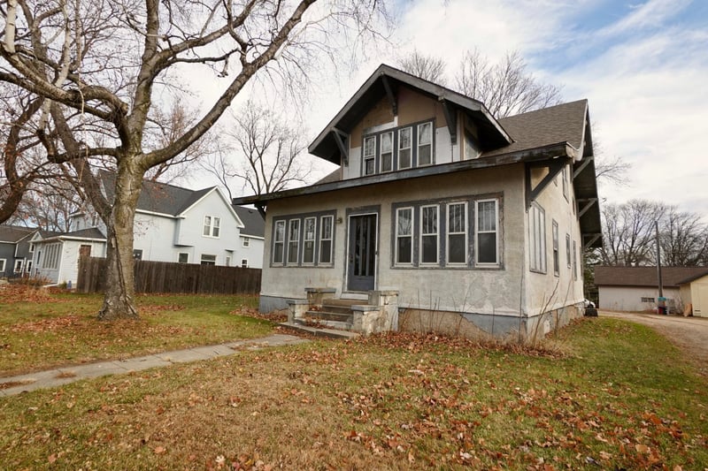 305 Main St S, Atwater, MN 56209