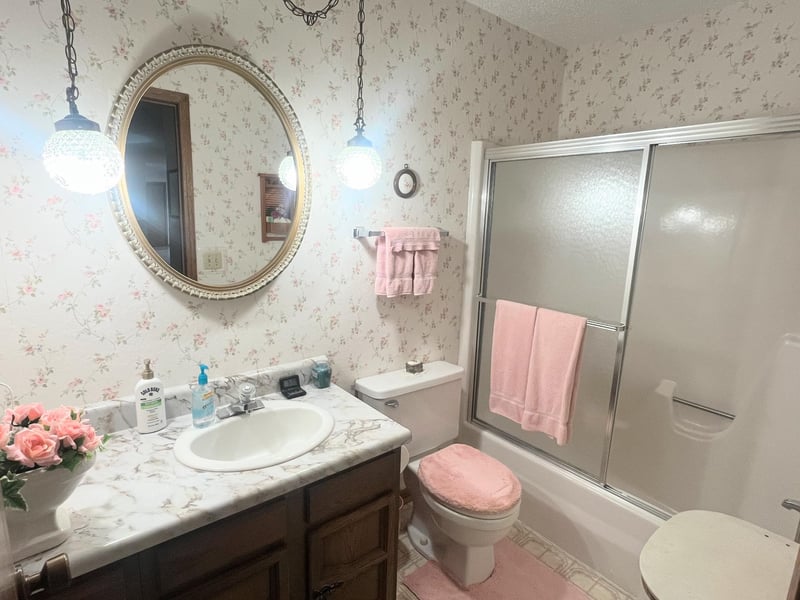 555 State St NE, Mcintosh, MN 56556